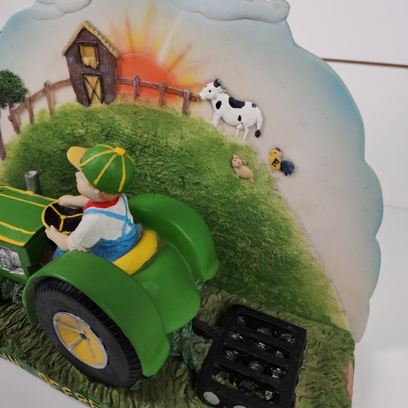 VTG 2002 DWK Boy Drives a John Deere Tractor Resin Figurine- Farm, Country, 3D - Picture 11 of 12